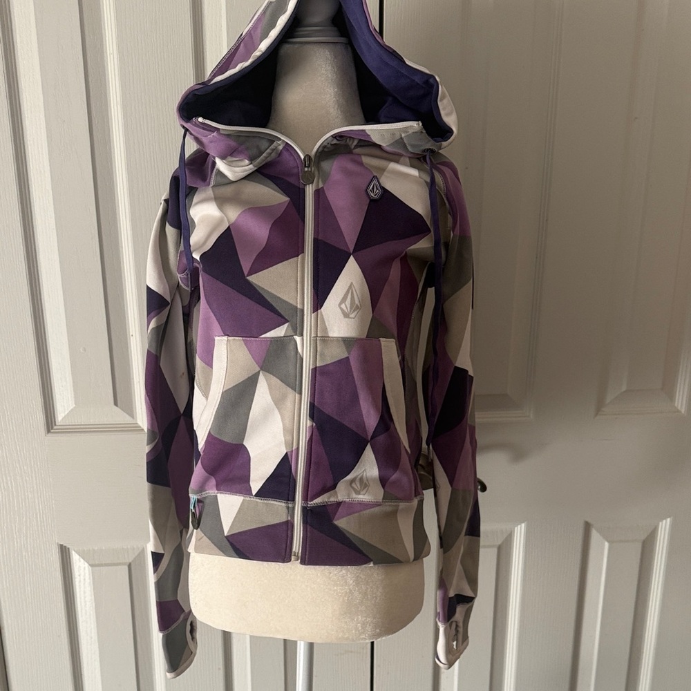 Volcom Purple and Cream Water Resistant Hoodie/Ski Wear
